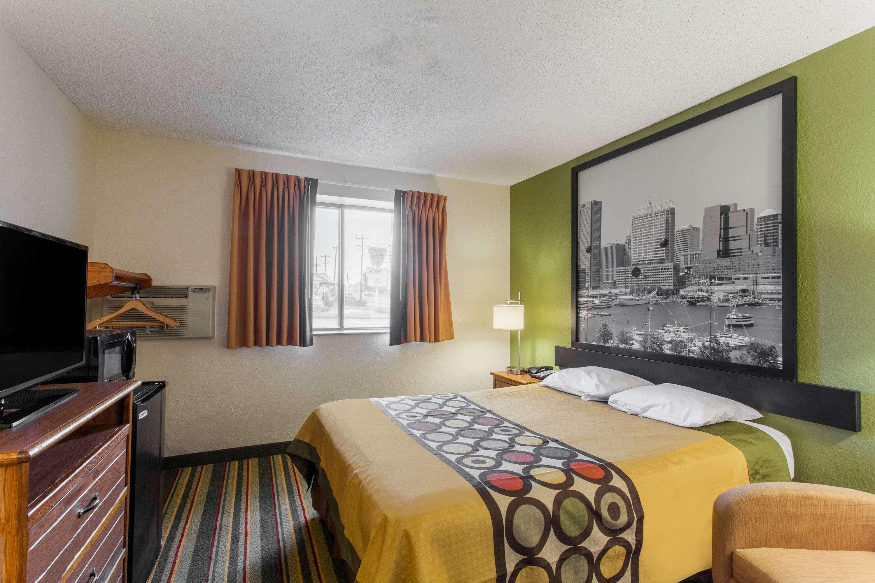 Super 8 By Wyndham College Park Wash Dc Area Hotel Buitenkant foto