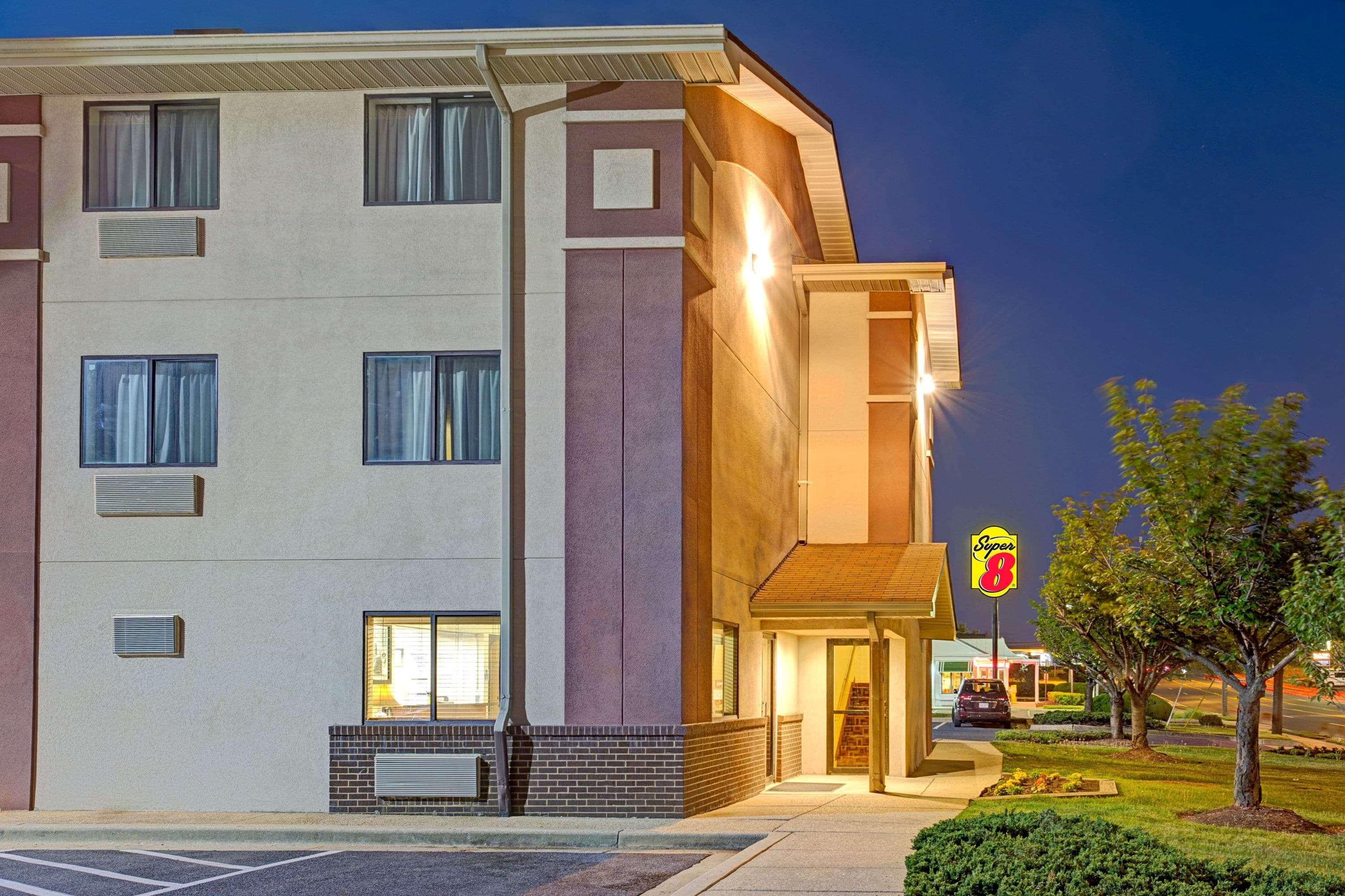 Super 8 By Wyndham College Park Wash Dc Area Hotel Buitenkant foto